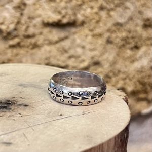 3. Sign Ring Silver gray