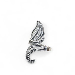 Anello leaf grigio argento BRASS Workshop