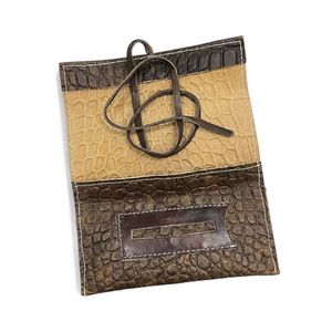 2. Porta tabacco laccio Marrone EL
