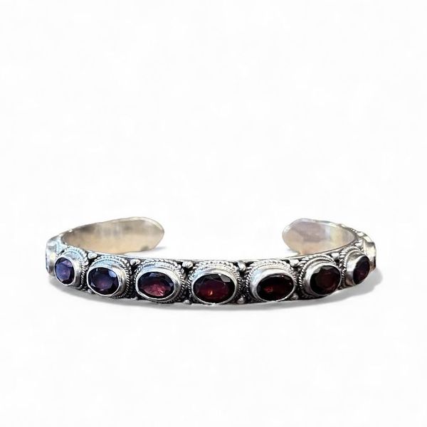 3. Rigid garnet bracelet Silver gray BRASS Workshop 25br25