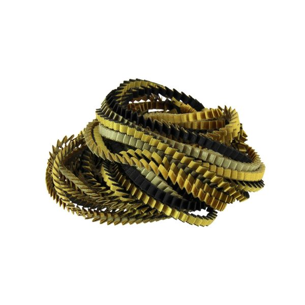 2. Essilp KL13 Necklace gold-olive green ALEXANDRA TSOUKALA kl13
