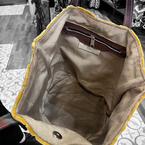 3. Jumbo leaf bag Mustard