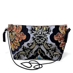 2. Borsa fantasia filo nero