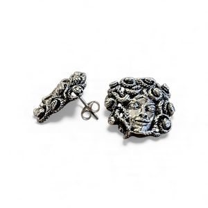 2. Orecchini viso Medusa Grigio argento