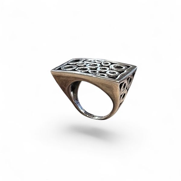 2. Round geometric ring silver gray BRASS Workshop f26a01
