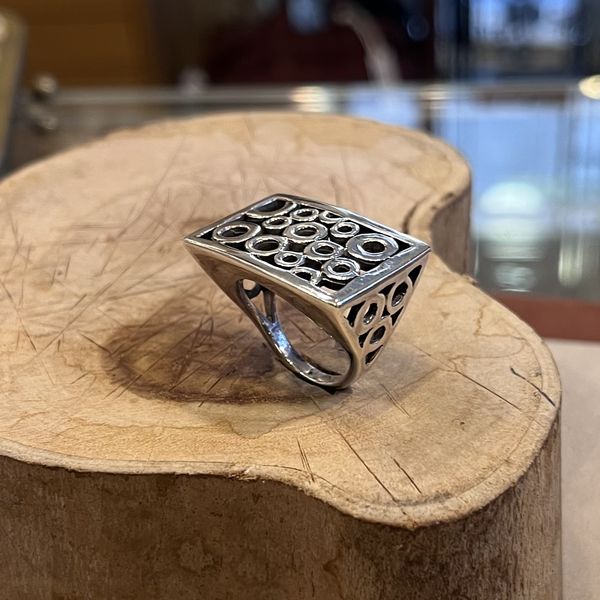 3. Round geometric ring silver gray BRASS Workshop f26a01