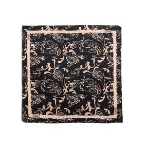 1. Foulard quadrato grande Intentions nero