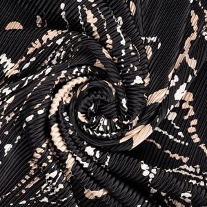 3. Foulard quadrato grande Intentions nero