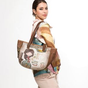 6. Anekke Muse Shoulder Bag brown