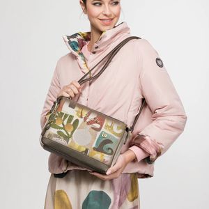 2. Amphora shoulder bag brown