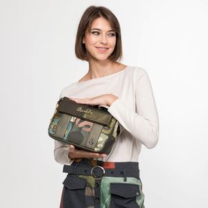 5. Borsa tracolla con patta Amphora marrone