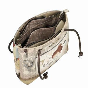 1. Borsa a spalla Sophia beige