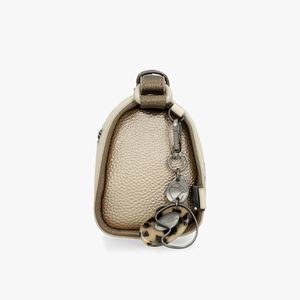 4. Gaia shoulder bag beige