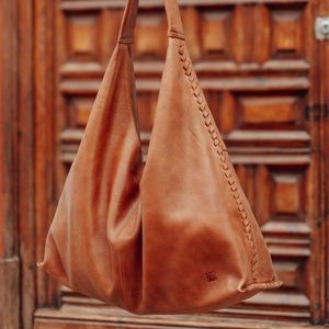 4. Stockton shoulder bag brown