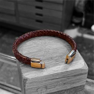 2. Bracciale intreccio piatto Marrone